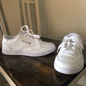 Reebok Classic White Shoes- woman’s size 7 1/2